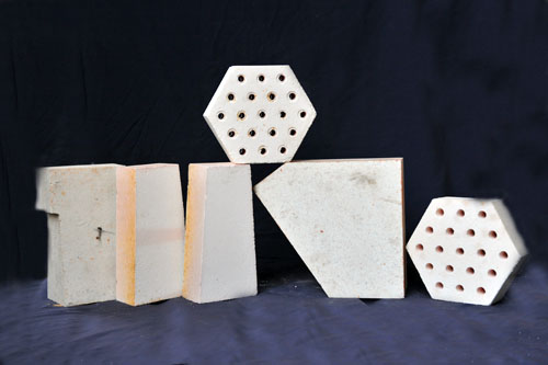 剛玉莫來(lái)石制品